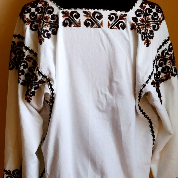 Hand-sewn, vintage and traditional Eastern European blouse (boho style) - Picture 4 of 9
